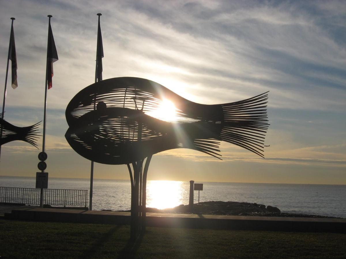 Plage Et Hippodrome Cagnes-sur-Mer Esterno foto
